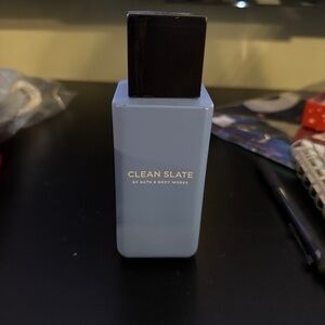 Bath & Body Works Clean Slate - Blue and Black